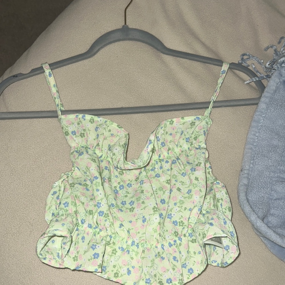 floral top